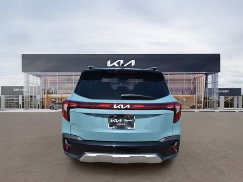 New 2026 Kia Seltos S FWD image 5