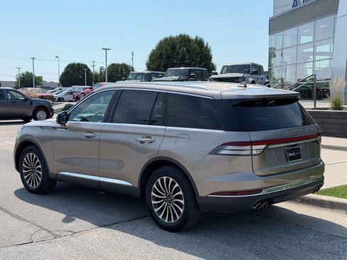 Used 2020 Lincoln Aviator Reserve w/ Equipment Group 201A AWD/4WD image 4