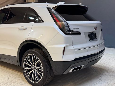 Certified 2024 Cadillac XT4 Sport FWD image 21