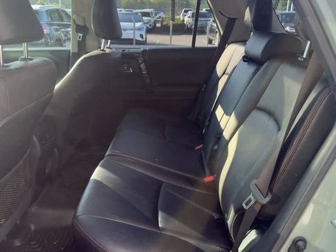 Used 2023 Toyota 4Runner TRD Off-Road Premium w/ Moonroof Package AWD/4WD image 35