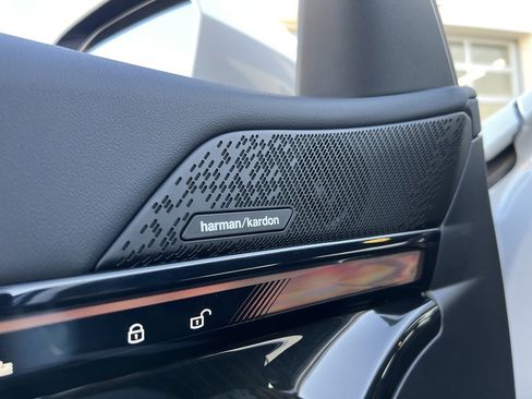 New 2026 BMW 530i xDrive 530i xDrive w/ M Sport Package image 20