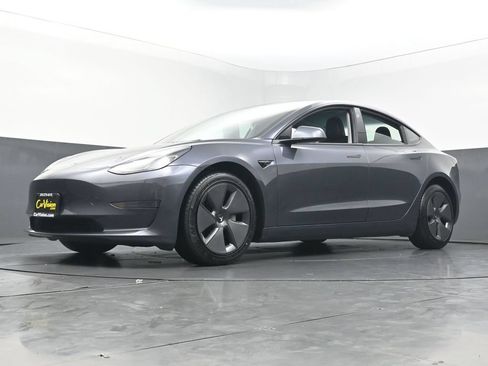 Used 2023 Tesla Model 3 Standard Range RWD image 49