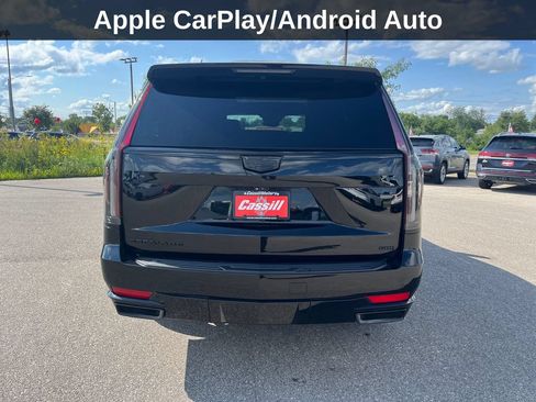 Used 2022 Cadillac Escalade Sport w/ Touring Package AWD/4WD image 5