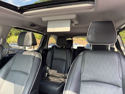 Used 2023 Honda Odyssey Elite image 8