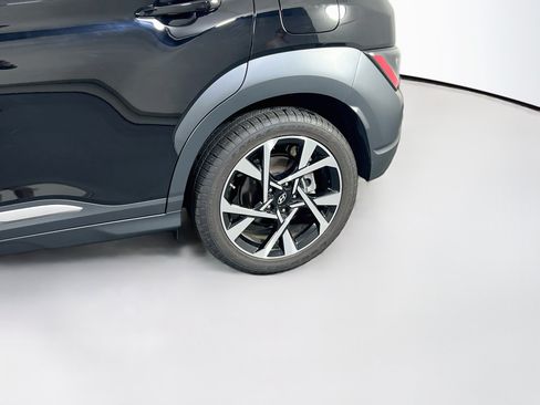 Used 2023 Hyundai Kona Limited w/ Cargo Package AWD/4WD image 31