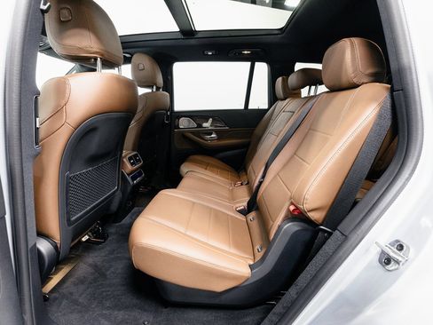 Used 2026 Mercedes-Benz GLS 450 GLS 450 image 29