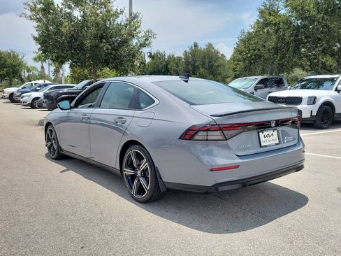 Used 2023 Honda Accord Sport image 6
