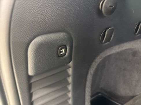 Used 2021 Jeep Grand Cherokee Summit AWD/4WD image 9