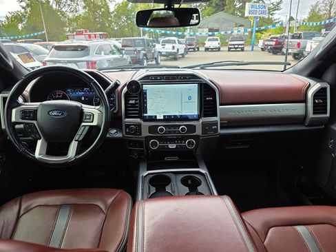 Used 2022 Ford F350 Platinum AWD/4WD image 5