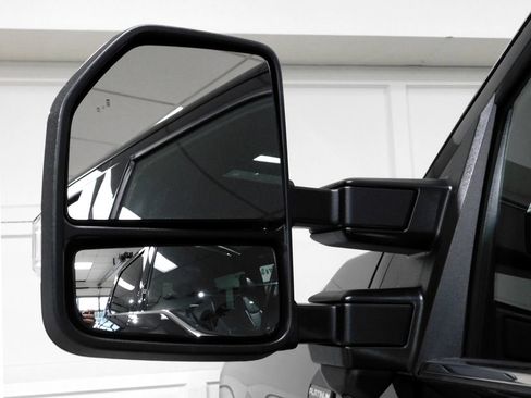 Used 2024 Ford F350 Platinum AWD/4WD image 29