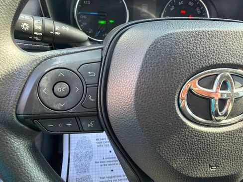Used 2019 Toyota RAV4 XLE w/ Convenience Package AWD/4WD image 16