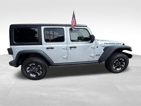 Used 2024 Jeep Wrangler Unlimited Rubicon 4xe AWD/4WD image 8