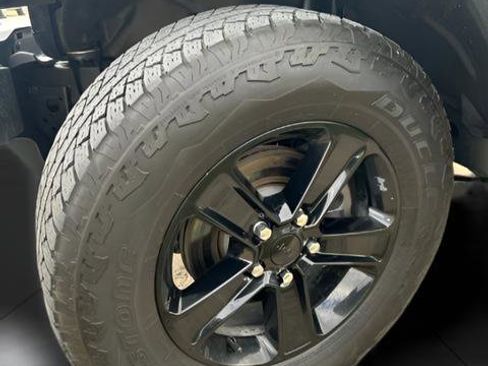 Used 2021 Jeep Wrangler Unlimited Sahara AWD/4WD image 24