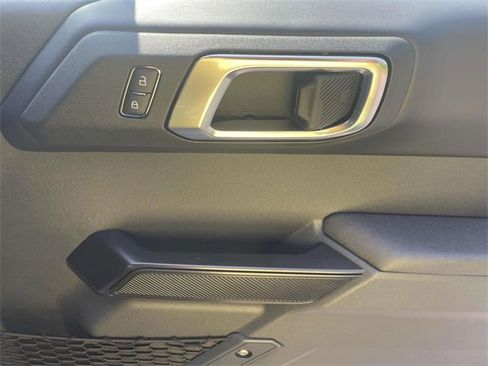 New 2025 Ford Bronco Badlands image 27