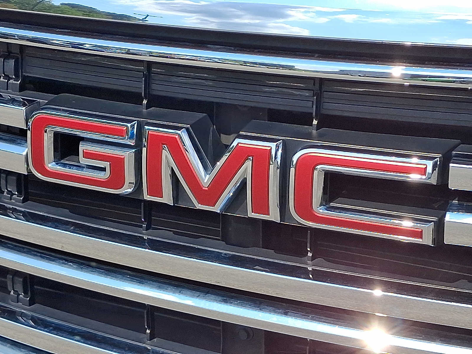 Used 2023 GMC Acadia SLE w/ Driver Convenience Package AWD/4WD image 31
