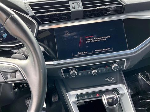 Used 2022 Audi Q3 2.0T Premium image 6