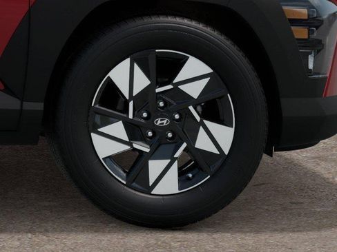 New 2025 Hyundai Kona SEL image 8