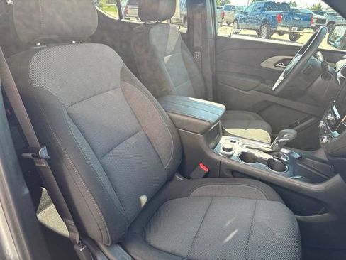 Used 2023 Chevrolet Traverse LT AWD/4WD image 24