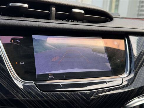 Used 2023 Cadillac XT6 Premium Luxury w/ LPO, Floor Liner Package AWD/4WD image 31