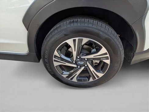 Certified 2024 Subaru Crosstrek 2.0i Premium image 9