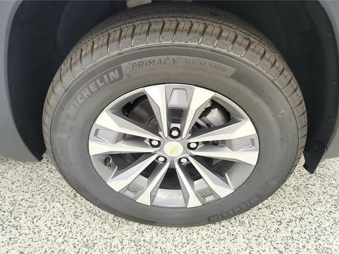 New 2026 Chevrolet Equinox LT AWD/4WD image 13