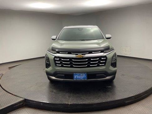 Certified 2025 Chevrolet Equinox LT AWD/4WD image 2