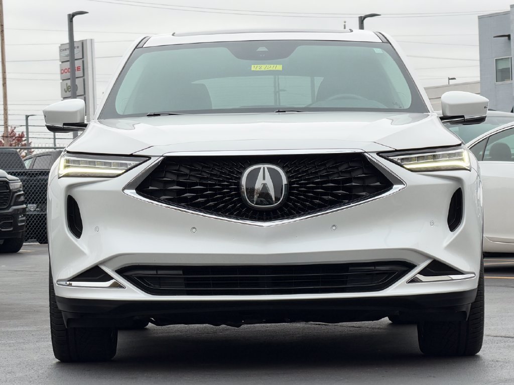 Used 2023 Acura MDX w/ Technology Package AWD/4WD image 2