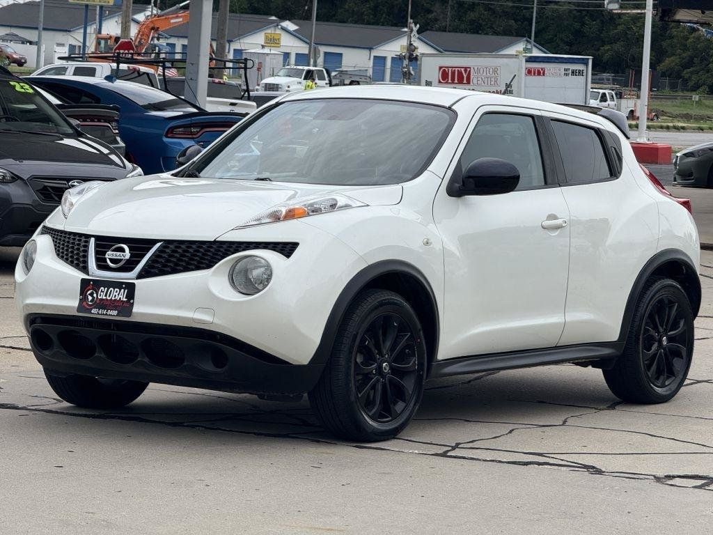 Used 2014 Nissan Juke S w/ Midnight Edition 2.0 AWD/4WD image 3