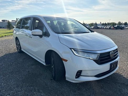 Used 2024 Honda Odyssey Touring image 13
