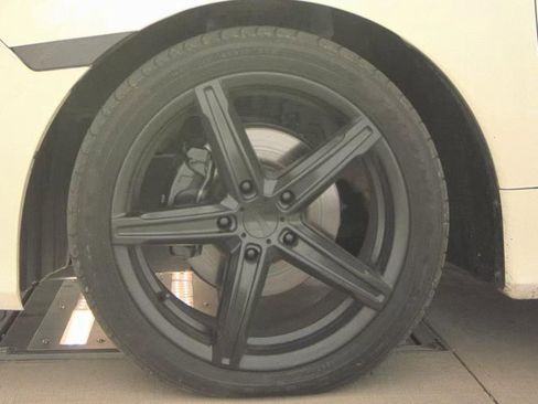 Used 2019 Honda Civic EX image 10