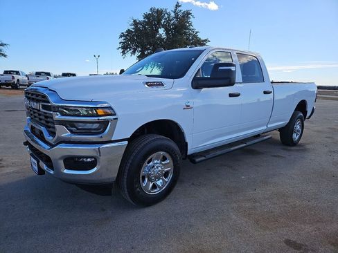 New 2026 RAM 2500 Tradesman AWD/4WD image 2