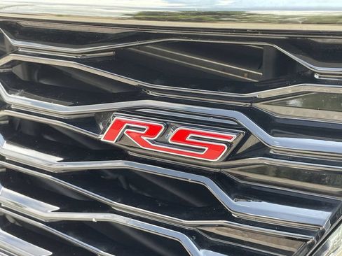 Used 2023 Chevrolet Equinox RS w/ RS Leather Package FWD image 40