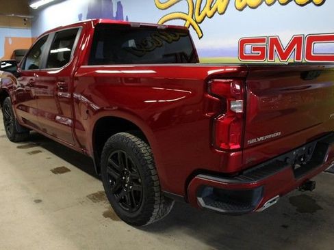 Used 2024 Chevrolet Silverado 1500 RST w/ Z71 Off-Road Package AWD/4WD image 6
