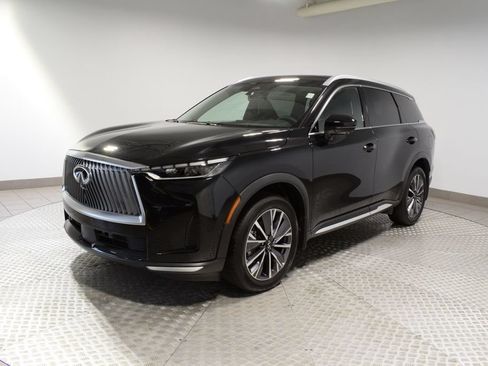 Certified 2026 INFINITI QX60 Luxe w/ Family Package AWD/4WD image 10