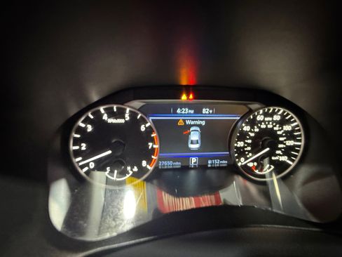 Certified 2024 Nissan Altima 2.5 SR image 11