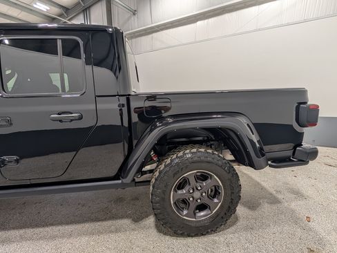 Used 2021 Jeep Gladiator Rubicon AWD/4WD image 8