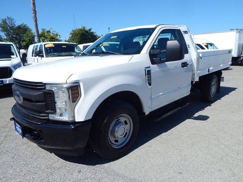 Used 2019 Ford F250 XL RWD image 1