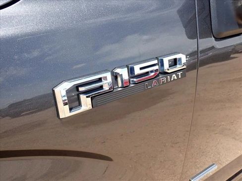 Used 2015 Ford F150 Lariat w/ Equipment Group 502A Luxury AWD/4WD image 8