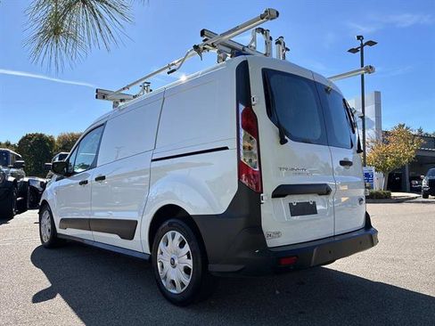 Certified 2020 Ford Transit Connect XL image 5