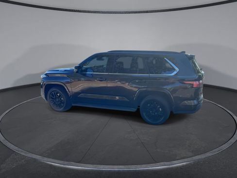 Used 2023 Toyota Sequoia SR5 w/ SR5 Premium Package image 9