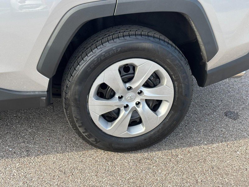 Used 2025 Toyota RAV4 LE FWD image 10