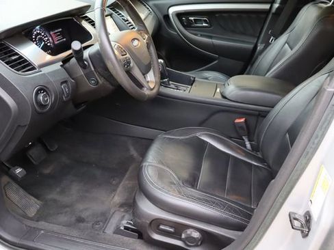 Used 2017 Ford Taurus SEL w/ Equipment Group 201A AWD/4WD image 17