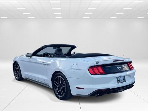 Used 2021 Ford Mustang Premium image 4