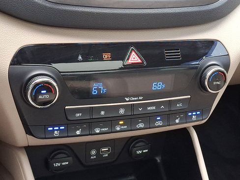 Used 2016 Hyundai Tucson Limited w/ Option Group 03 FWD image 15