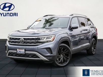 Used 2022 Volkswagen Atlas SE w/ Panoramic Sunroof Package