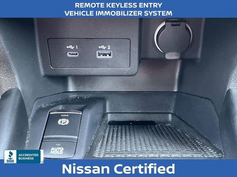 Certified 2023 Nissan Kicks SR w/ SR Premium Package image 6