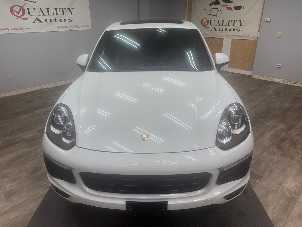 Used 2016 Porsche Cayenne AWD/4WD image 3
