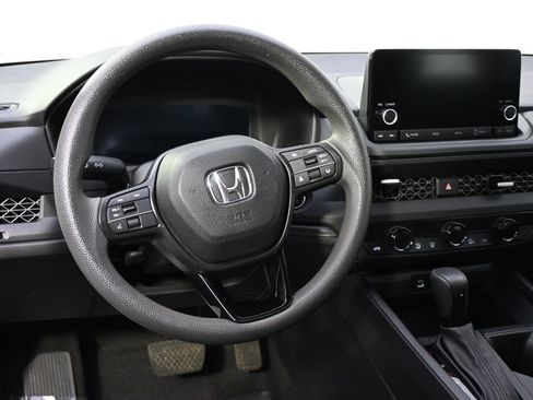 Used 2023 Honda Accord EX image 12