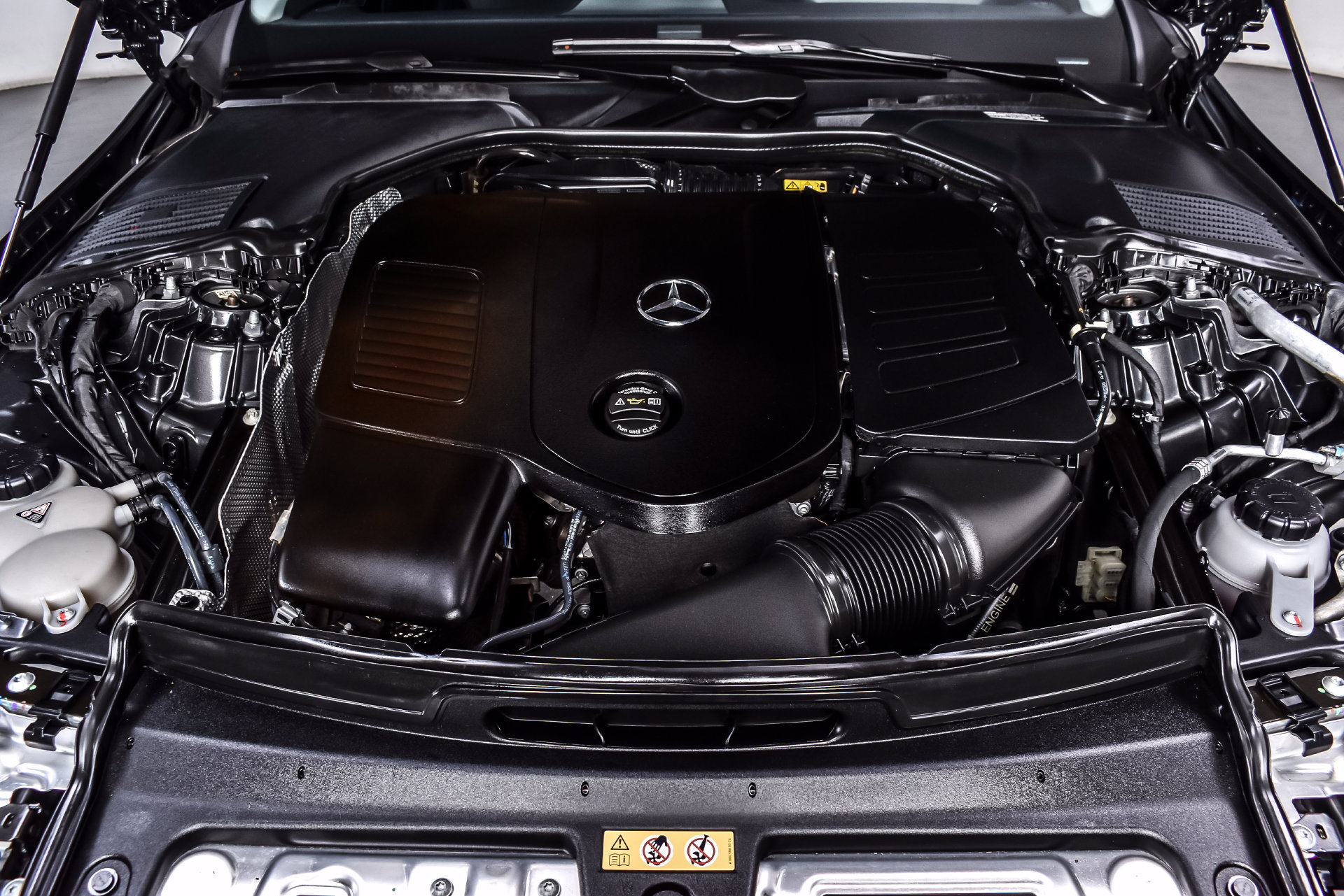 Used 2022 Mercedes-Benz C 300 Sedan image 10