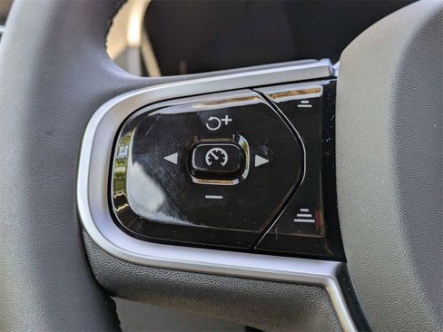 New 2026 Volvo XC60 B5 Plus w/ Protection Package Premier image 33